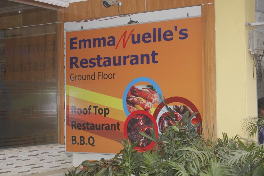 Emmanuelle'S Inn Dhaka Buitenkant foto